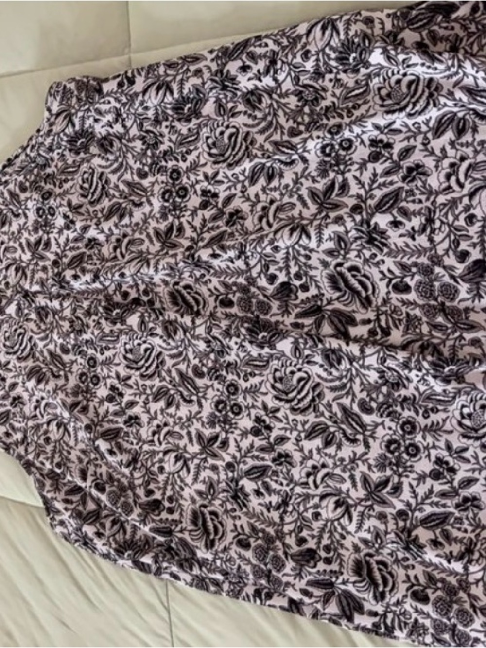 Floral Print Top in White and Black